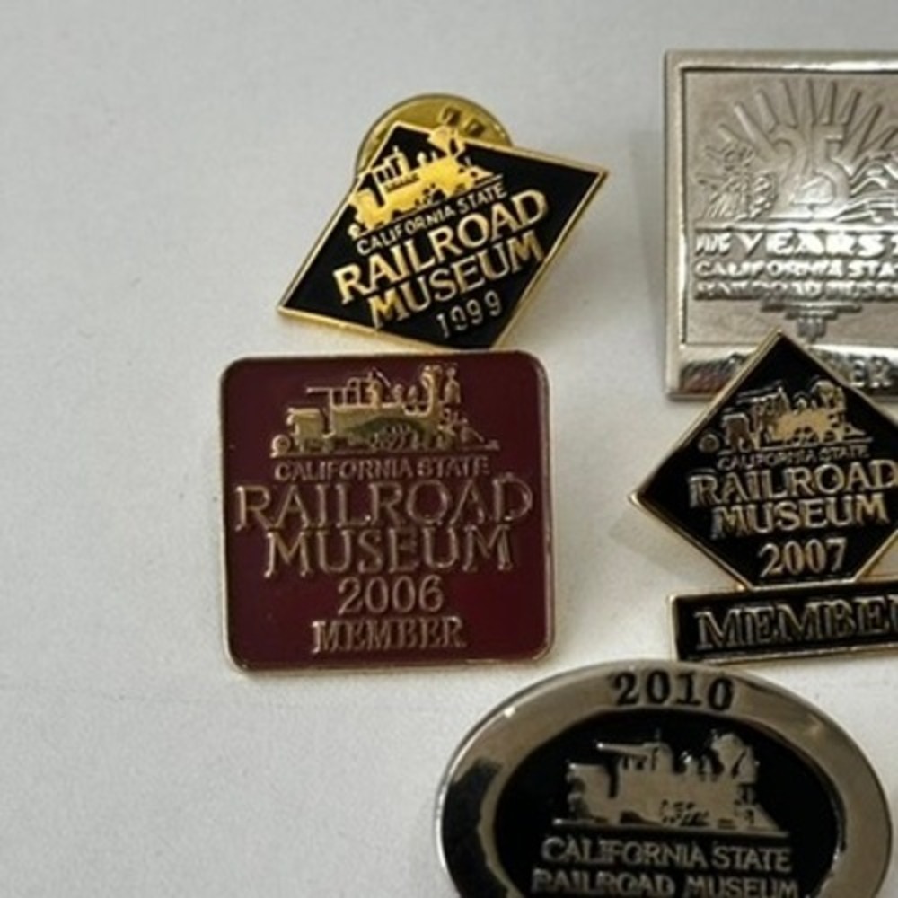 California State Railroad Museum Member Pins Lot 1999-2012 Vintage Train 11pc - Picture 4 of 6